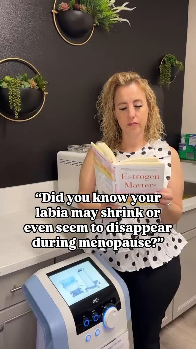 👀 Noticed changes down there?
You’re not imagining it. Labia shrinkage during menopause is real — and more common than you think. Let’s normalize this conversation. 💪

.
#menopause #sexualwellness #wellness #menopausesupport #nursepractitioner #wellnessjourney #womenshealth